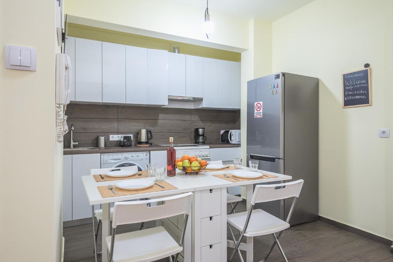 Superb Acropolis View 3Bd Apt In Historical Center Aten Exteriör bild