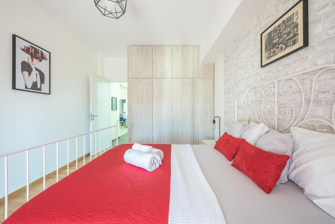 Superb Acropolis View 3Bd Apt In Historical Center Aten Exteriör bild